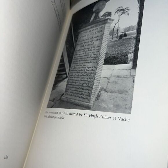 CAPTAIN COOK - 1972 - BY ALISTAIR MACLEAN - HARDCOVER - Picture 7 of 8